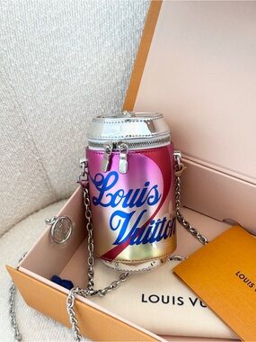 ✨NEW✨ Louis Vuitton Resort 2026 Monogram Miroir “The It Can” Crossbody Bag